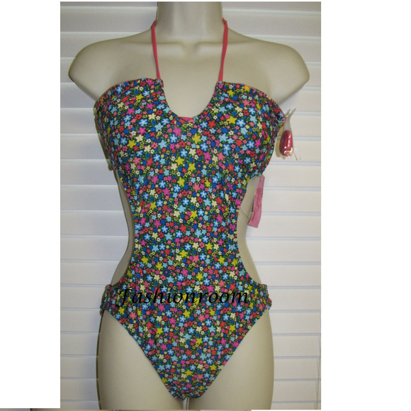 Xhilaration Womens Bikini Top M S Macrame Front Black Swim Wear